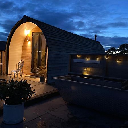 Abbey Farm Luxury Glamping Hotell Rhuddlan Eksteriør bilde