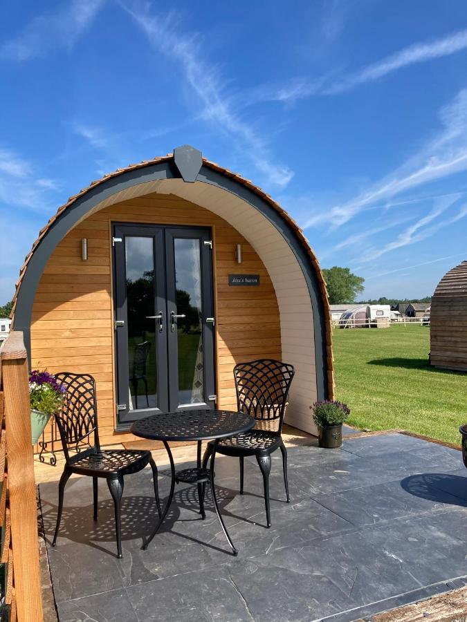 Abbey Farm Luxury Glamping Hotell Rhuddlan Eksteriør bilde