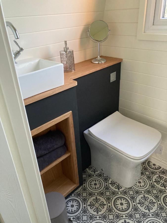 Abbey Farm Luxury Glamping Hotell Rhuddlan Eksteriør bilde