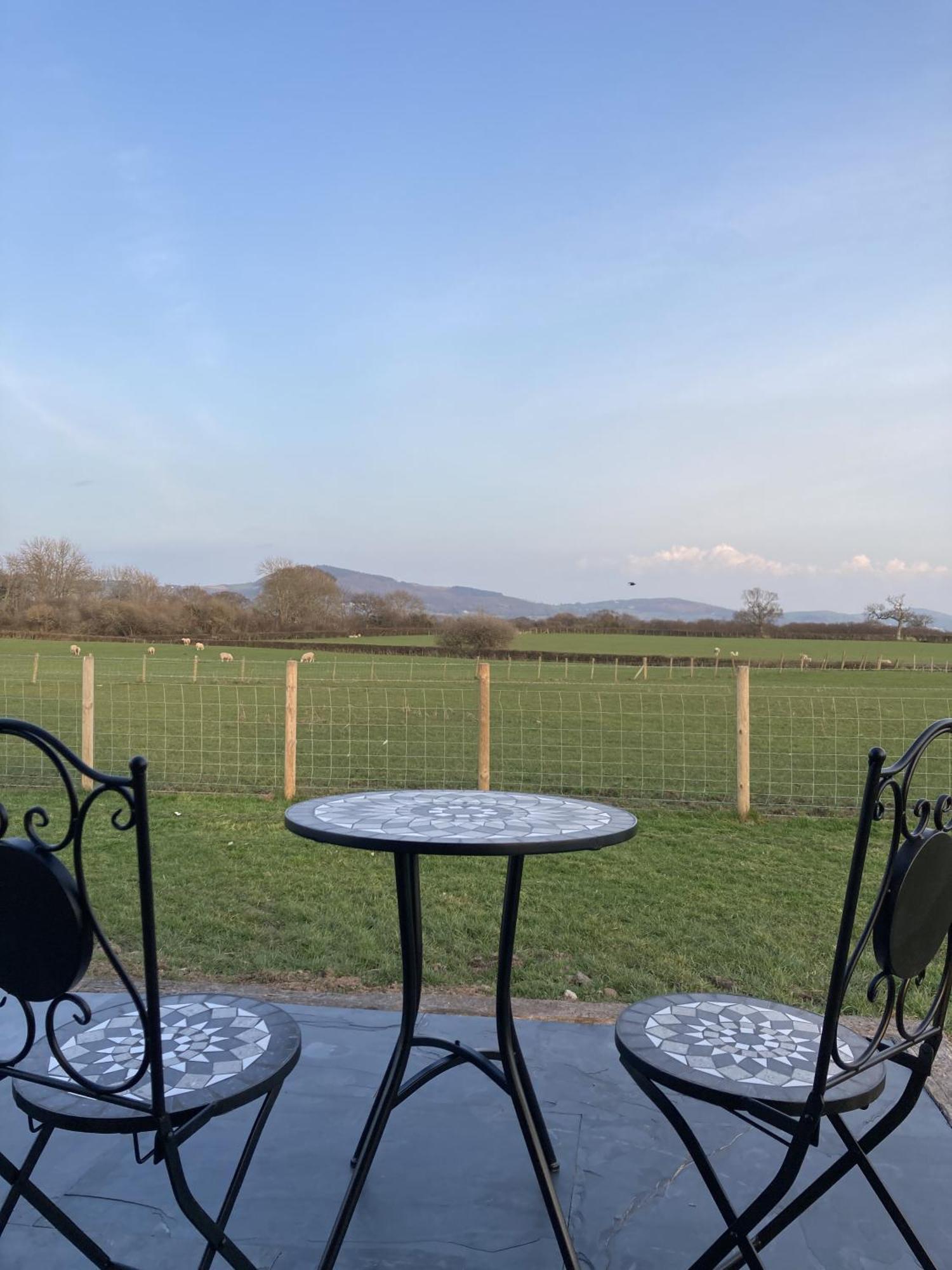 Abbey Farm Luxury Glamping Hotell Rhuddlan Eksteriør bilde